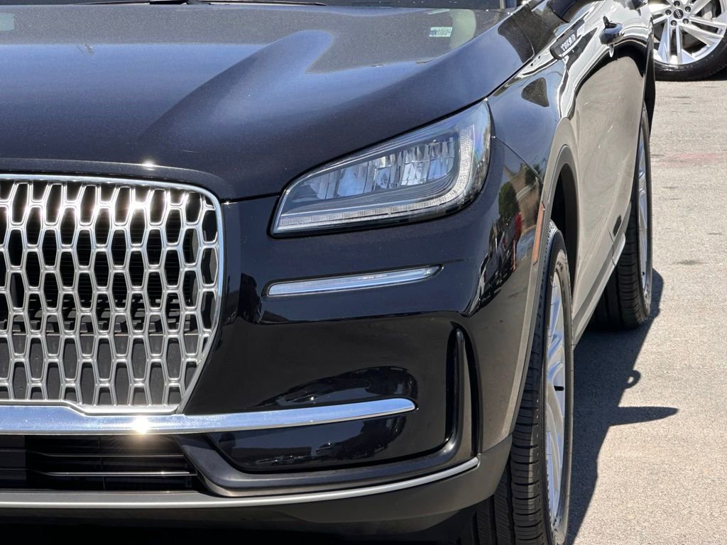 Used 2025 Lincoln Corsair FWD image 45