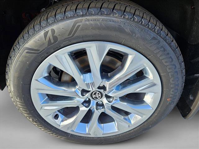 New 2026 Toyota Highlander Limited AWD/4WD image 10