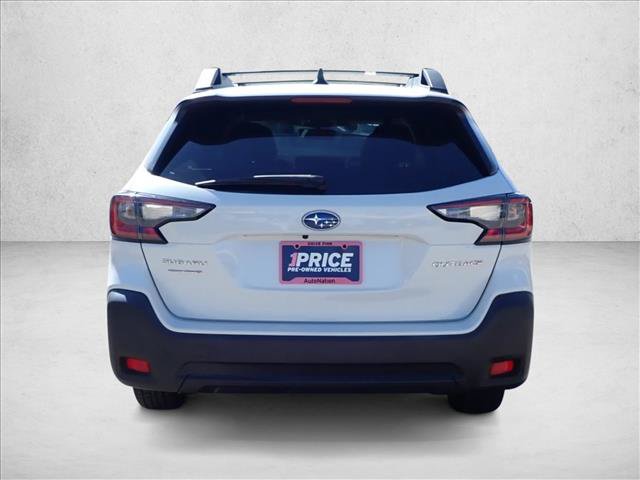 Used 2024 Subaru Outback Premium AWD/4WD image 3