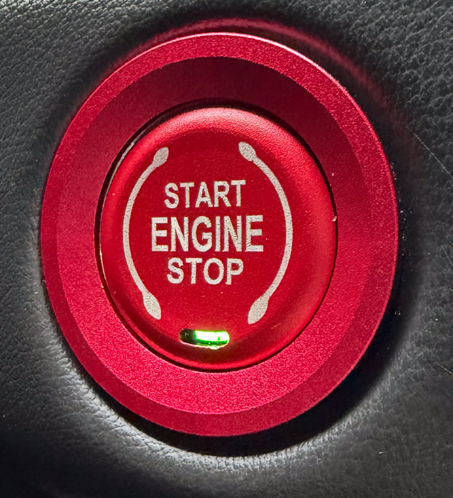 Used 2023 Chevrolet Suburban Premier AWD/4WD image 6