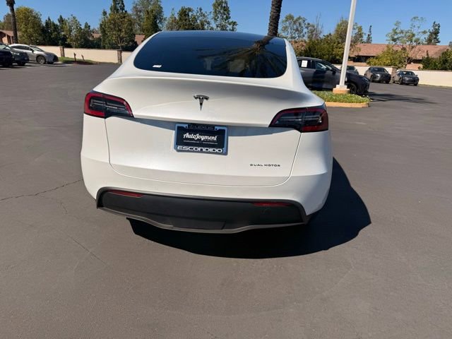 Used 2020 Tesla Model Y Long Range image 15
