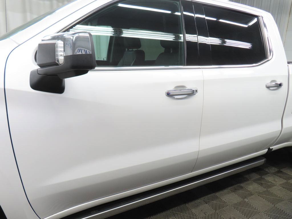 Used 2019 Chevrolet Silverado 1500 LTZ w/ LTZ Plus Package AWD/4WD image 43