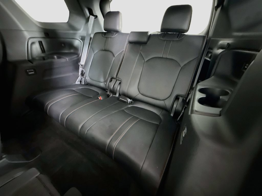 Certified 2025 Honda Pilot TrailSport image 23