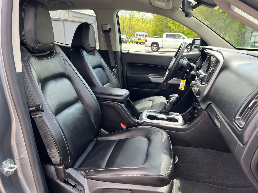 Used 2022 Chevrolet Colorado LT w/ Luxury Package RWD image 9