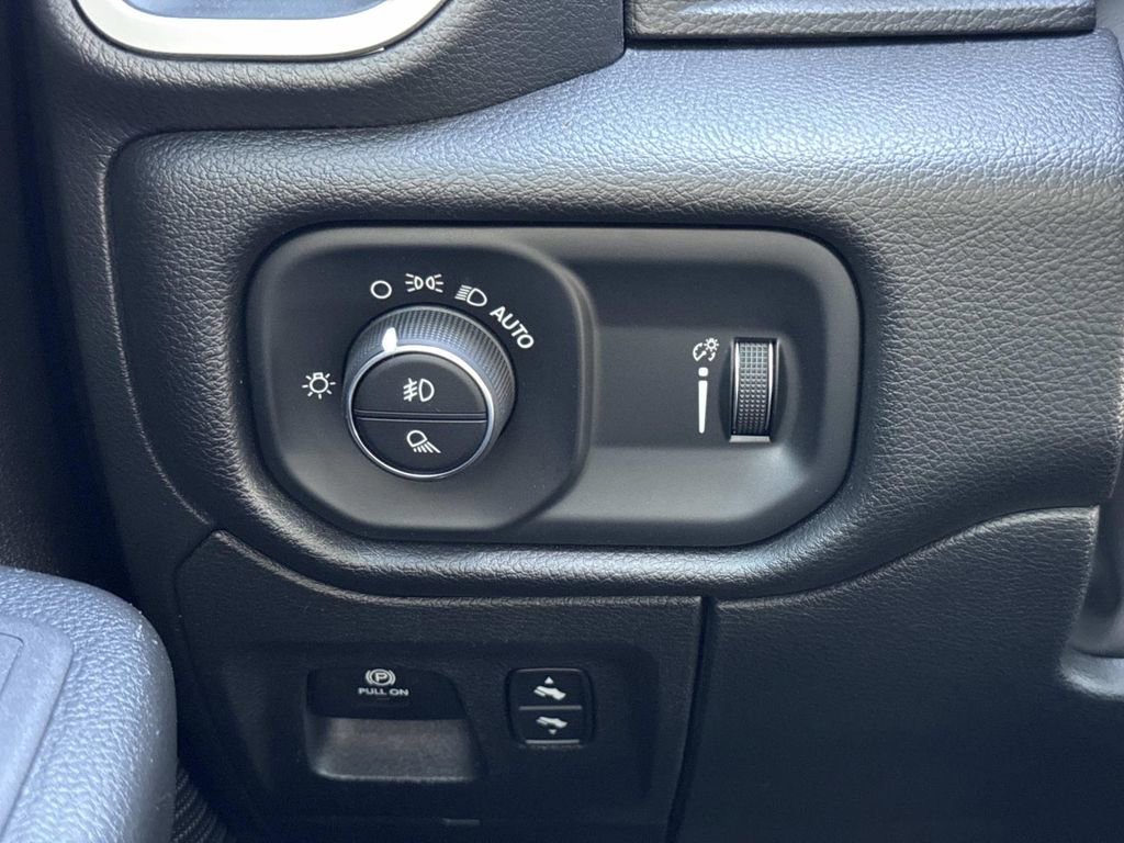 Used 2023 RAM 1500 Big Horn image 11