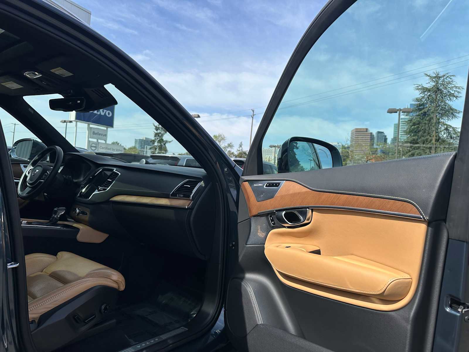 Used 2019 Volvo XC90 T6 Inscription w/ Luxury Package AWD/4WD image 10