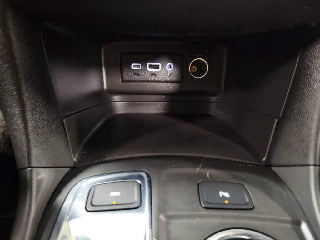 Used 2023 Chevrolet Equinox LT AWD/4WD image 17