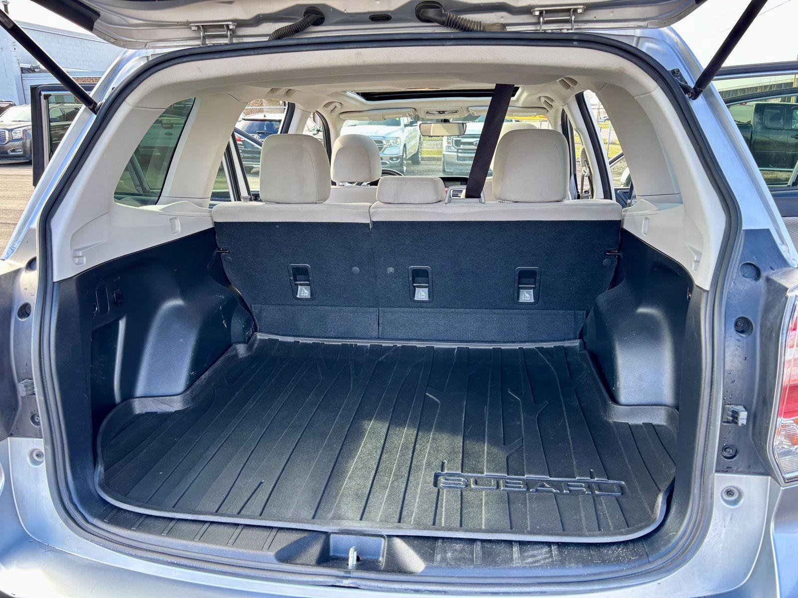 Used 2018 Subaru Forester 2.5i Premium w/ All-Weather Package AWD/4WD image 11