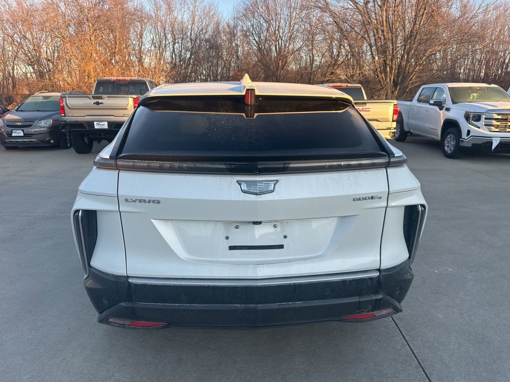 Used 2025 Cadillac Lyriq Luxury image 7