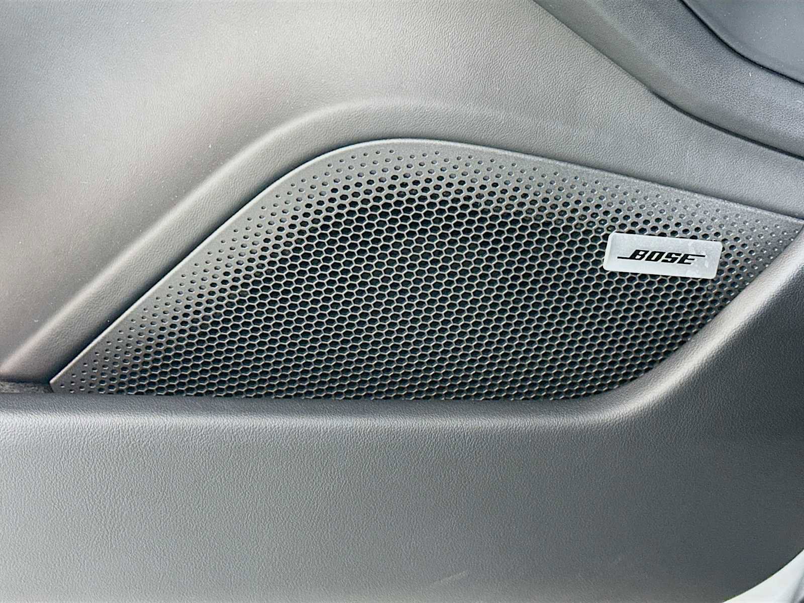 New 2026 Porsche Taycan GTS image 12