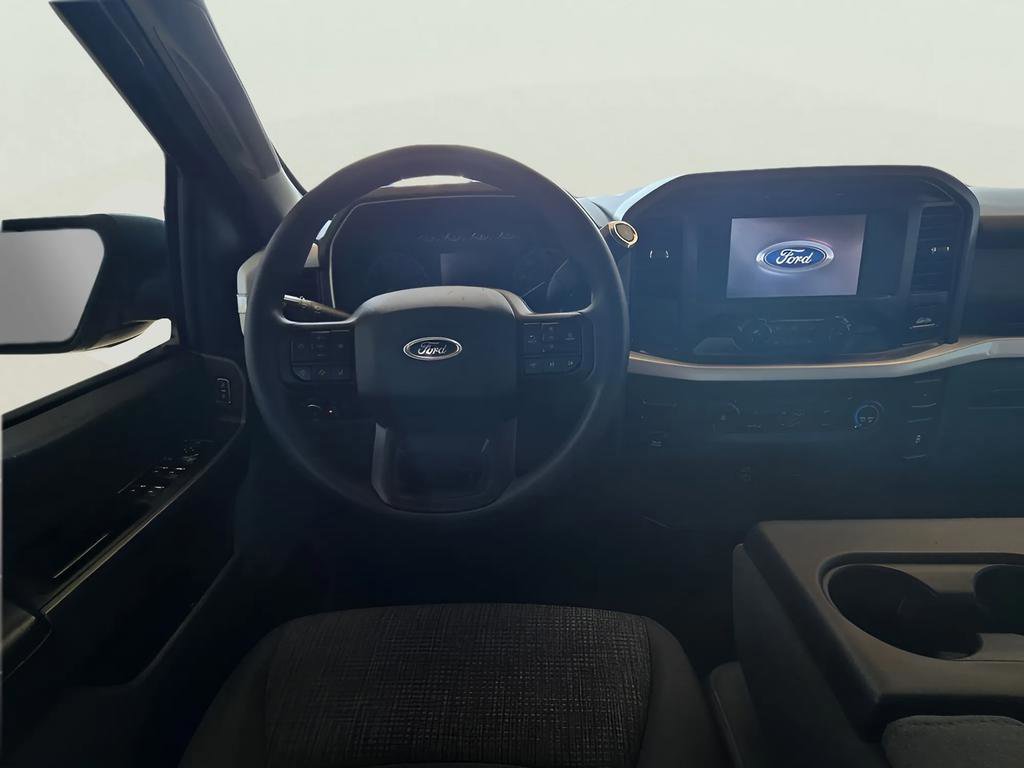 Used 2021 Ford F150 XLT image 4