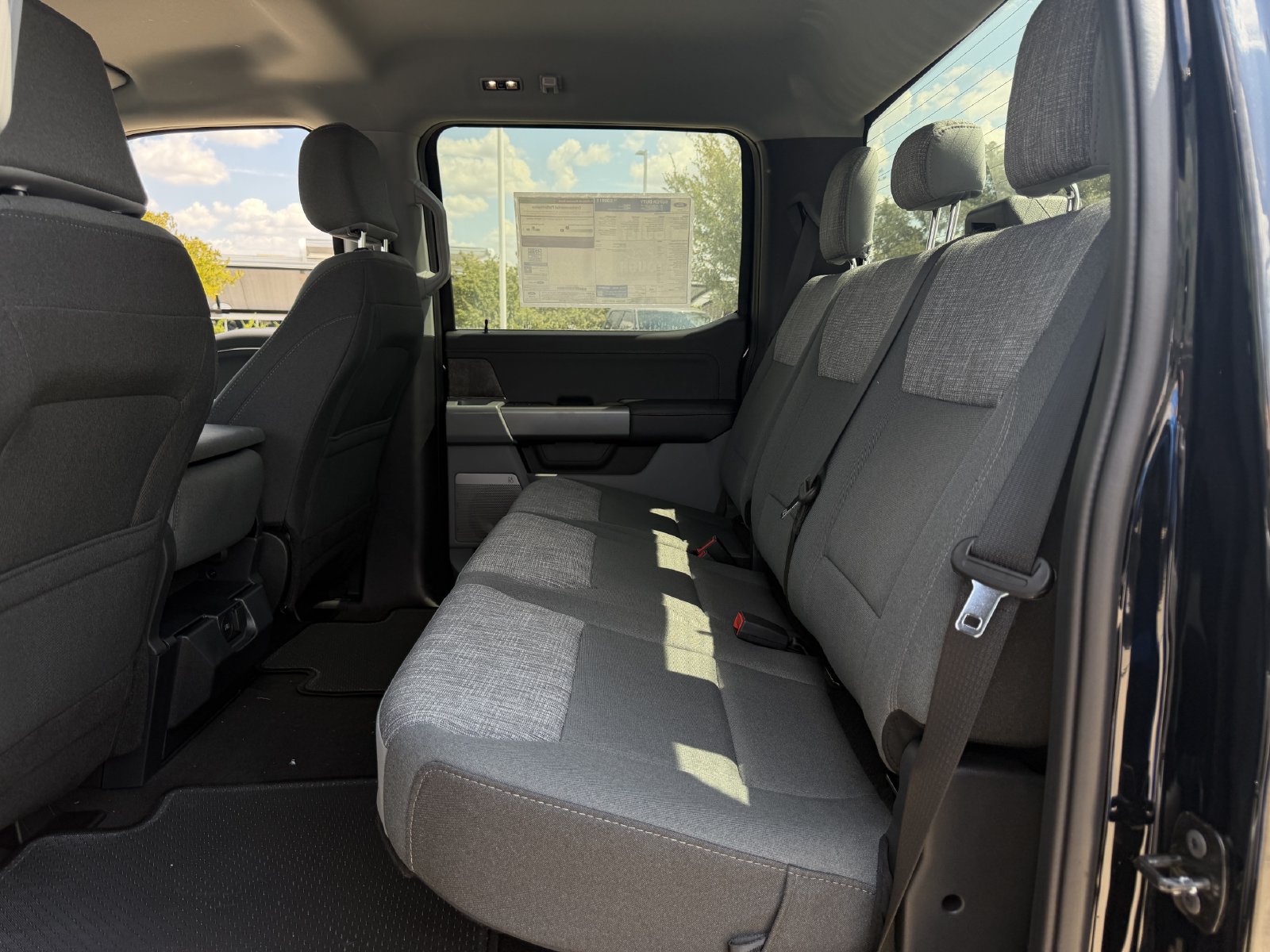 New 2026 Ford F350 XLT w/ XLT Premium Package AWD/4WD image 26