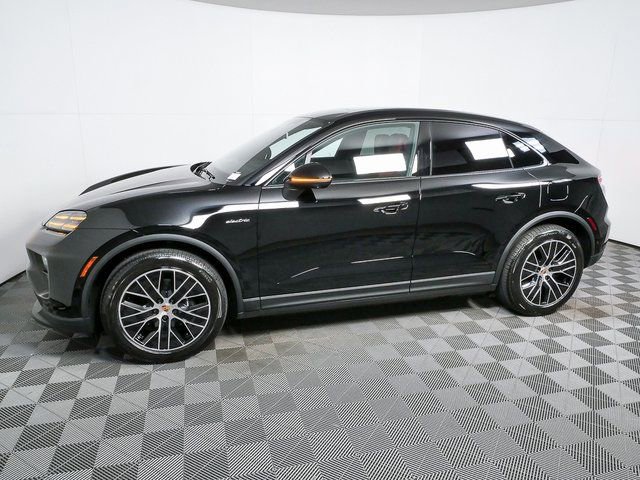 New 2026 Porsche Macan Electric image 2