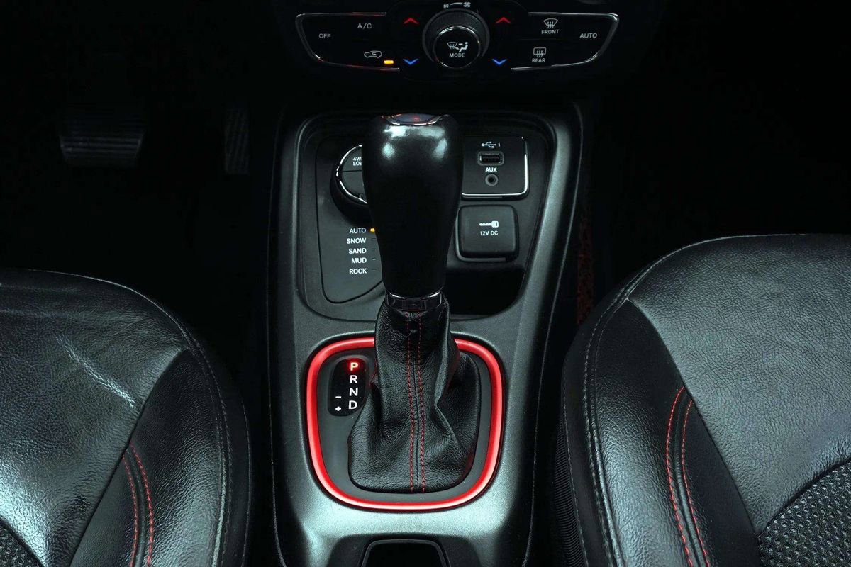 Used 2021 Jeep Compass Trailhawk image 26