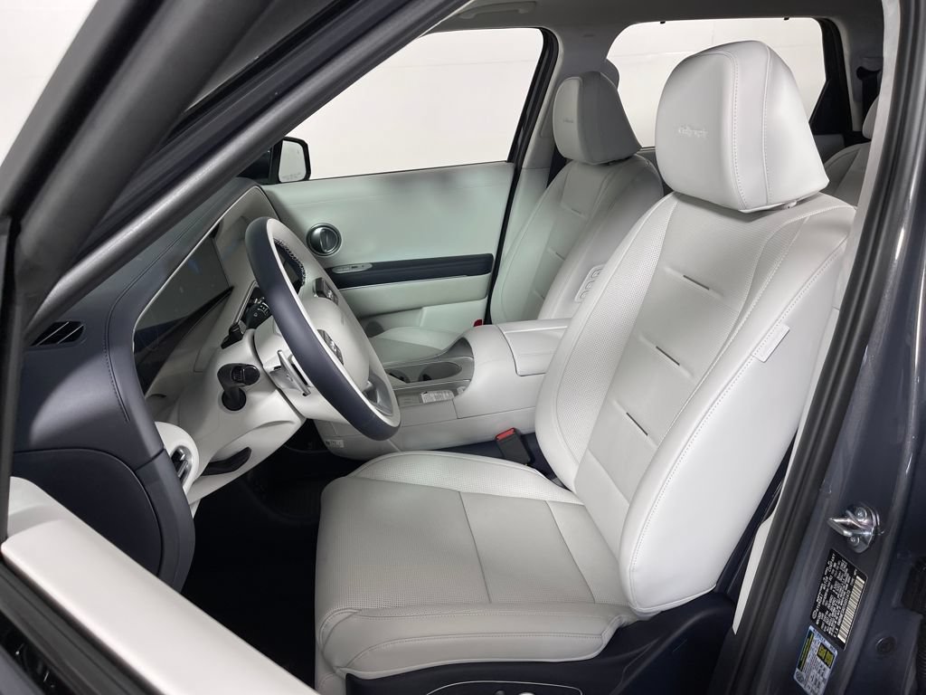New 2026 Hyundai Palisade Calligraphy AWD/4WD image 12