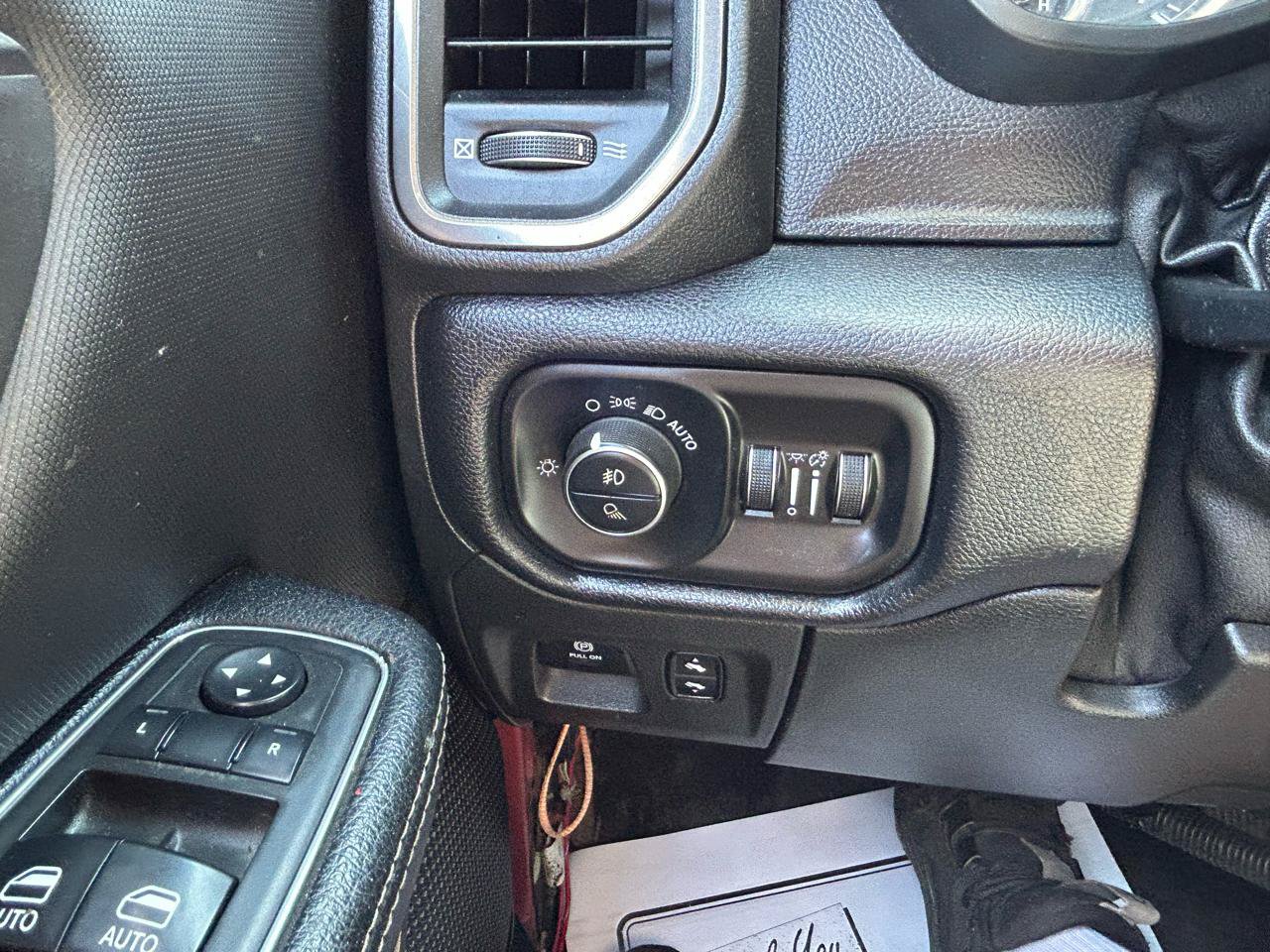 Used 2019 RAM 1500 Sport w/ Level 2 Equipment Group AWD/4WD image 29