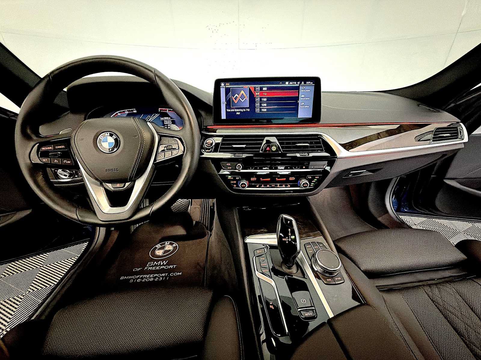 Certified 2023 BMW 530i xDrive w/ Convenience Package AWD/4WD image 14