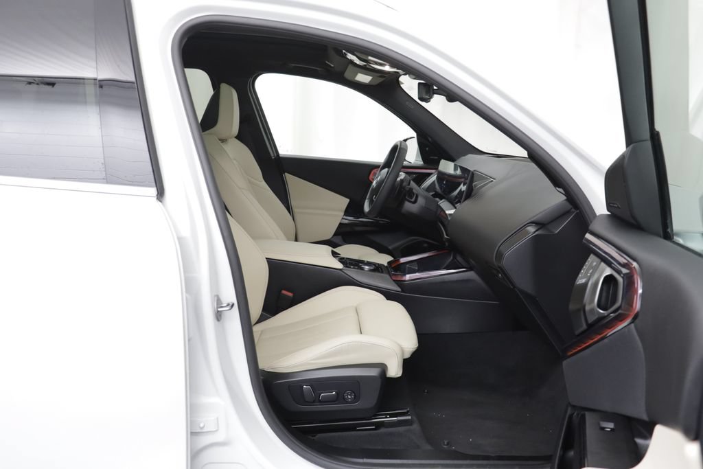 Used 2026 BMW X3 xDrive30i w/ Premium Package AWD/4WD image 17