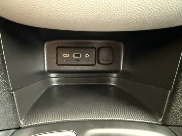 Used 2024 Chevrolet Equinox LT image 38