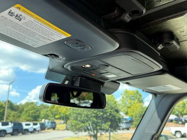 Used 2025 Ford Bronco Outer Banks AWD/4WD image 26
