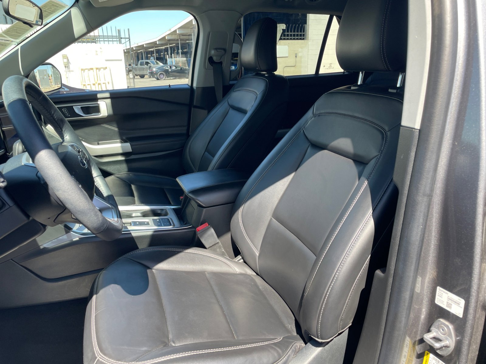 Certified 2023 Ford Explorer XLT w/ Equipment Group 202A RWD image 15