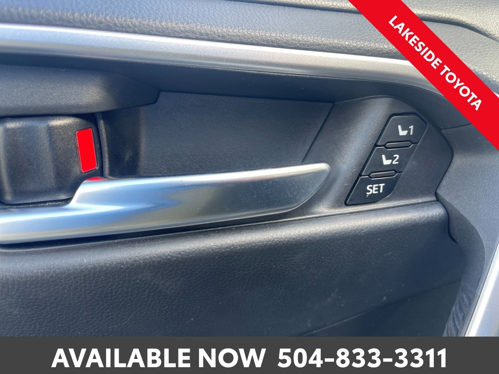 Used 2023 Toyota RAV4 XLE Premium image 26