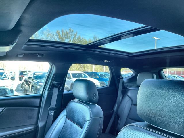 Certified 2023 Chevrolet Blazer RS w/ Driver Confidence II Package image 19