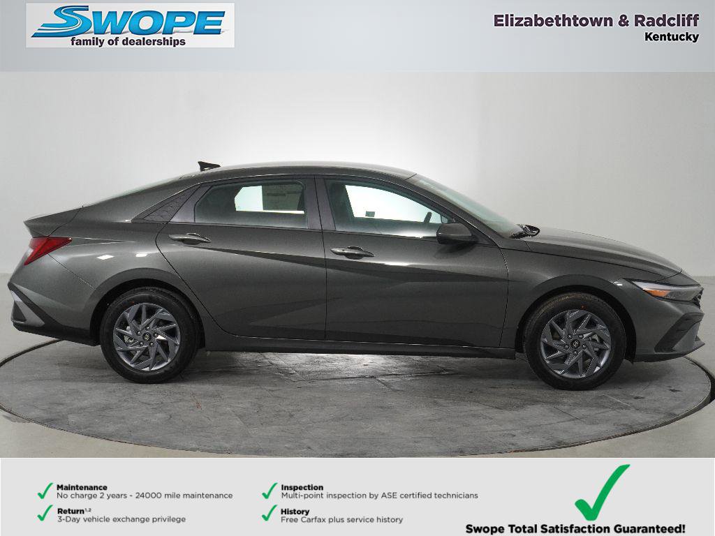 New 2026 Hyundai Elantra Blue image 2