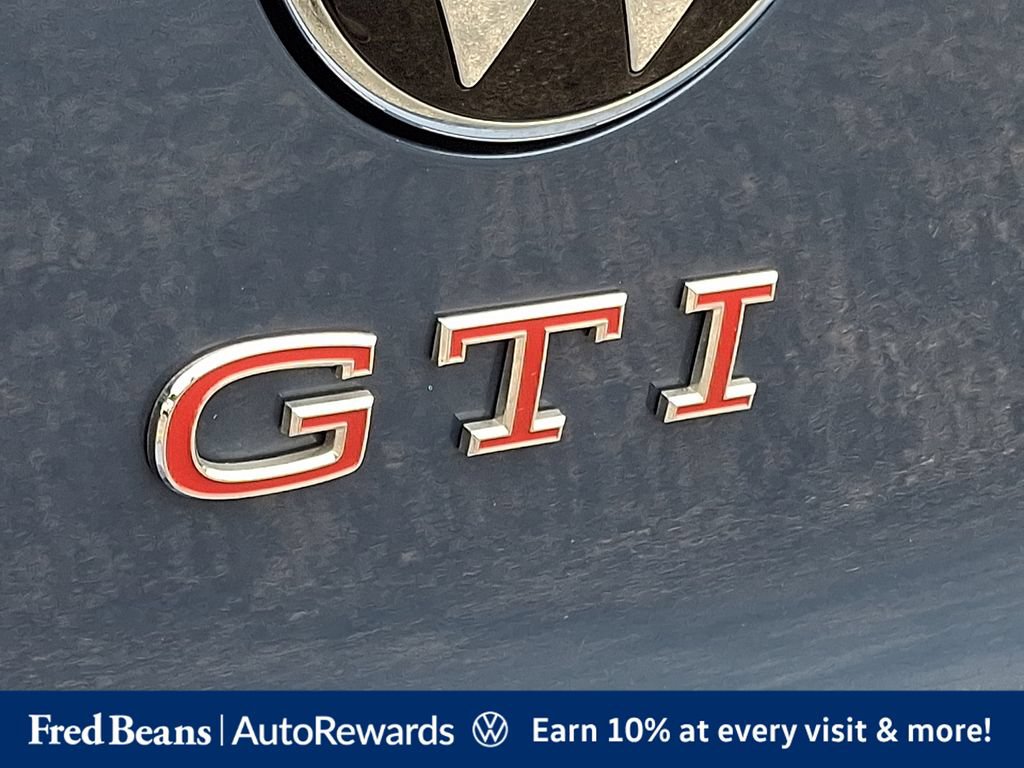 Certified 2025 Volkswagen GTI Autobahn FWD image 37