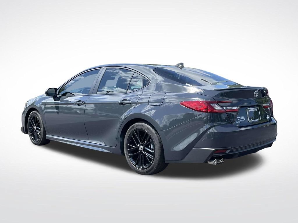 Used 2026 Toyota Camry SE w/ Convenience Package FWD image 4