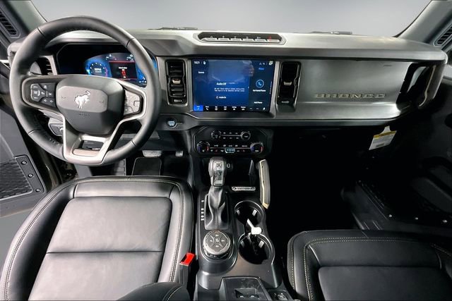 New 2026 Ford Bronco Badlands image 5