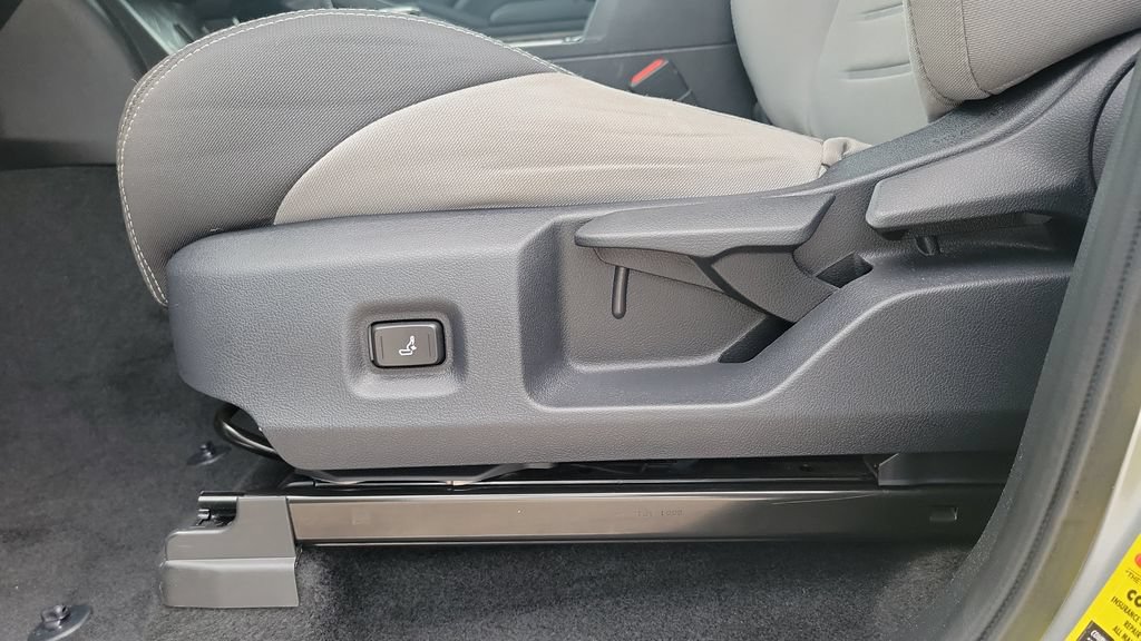 Certified 2025 Toyota Tacoma TRD Sport RWD image 16