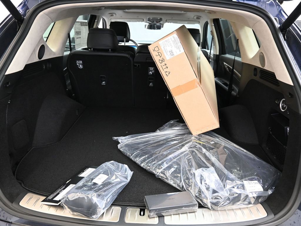 Used 2025 Genesis GV80 3.5T Prestige image 15