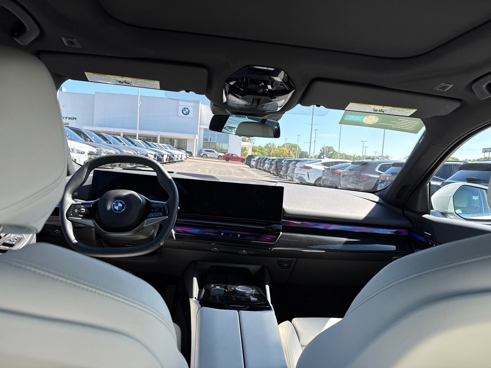 Certified 2025 BMW i5 xDrive40 w/ Premium Package AWD/4WD image 31