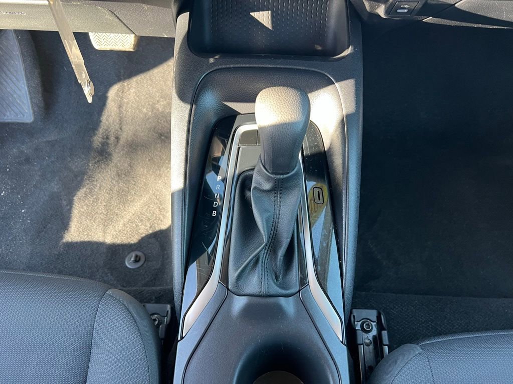 Used 2024 Toyota Corolla LE image 30