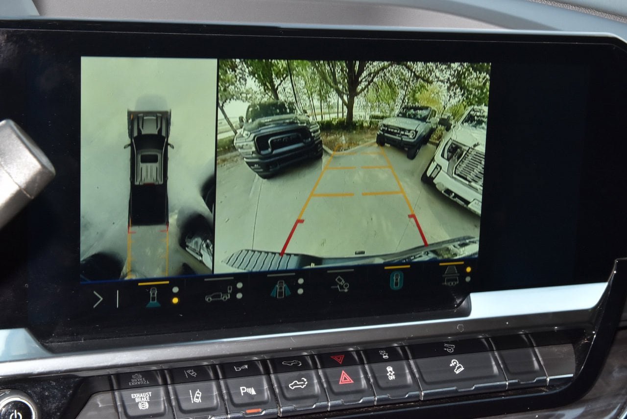 Used 2024 Chevrolet Silverado 2500 LTZ w/ LTZ Plus Package AWD/4WD image 28