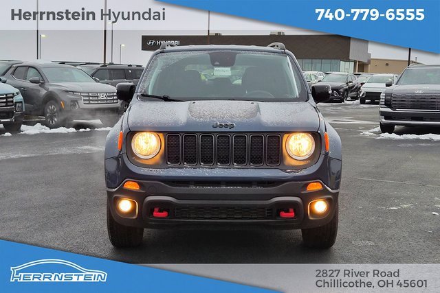Used 2023 Jeep Renegade Trailhawk image 2