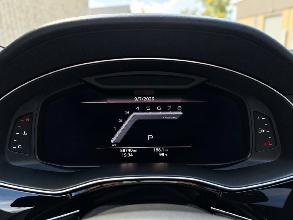 Used 2020 Audi SQ8 Prestige w/ Prestige Package AWD/4WD image 22