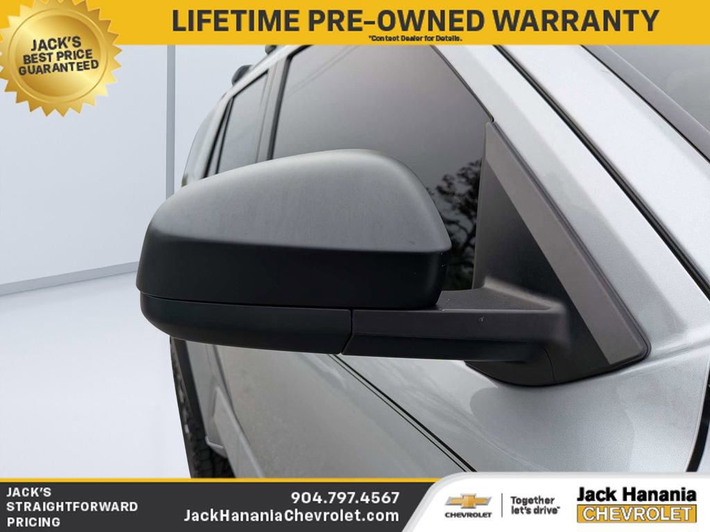 Used 2025 Toyota 4Runner SR5 image 11