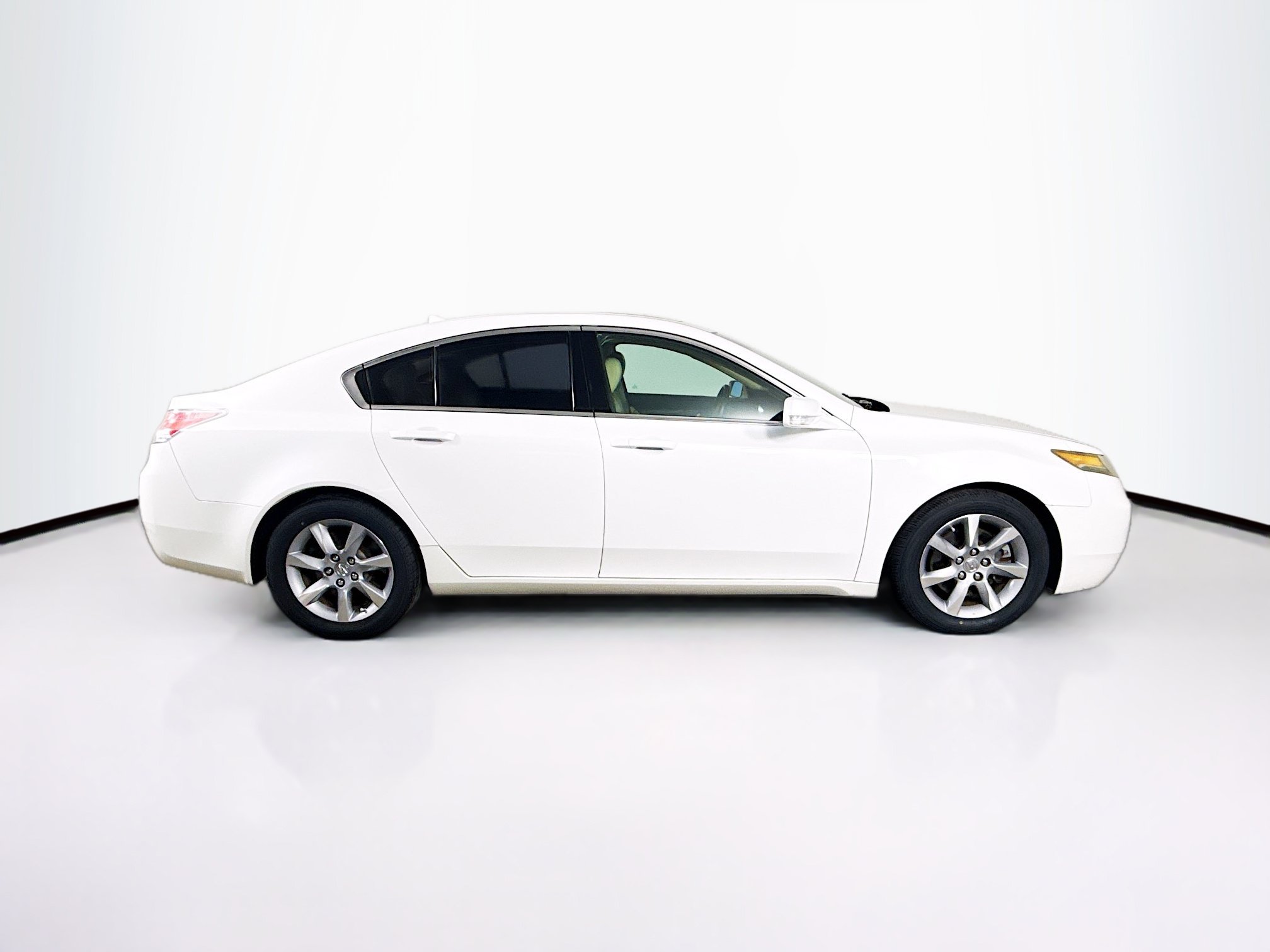 Used 2012 Acura TL FWD image 2