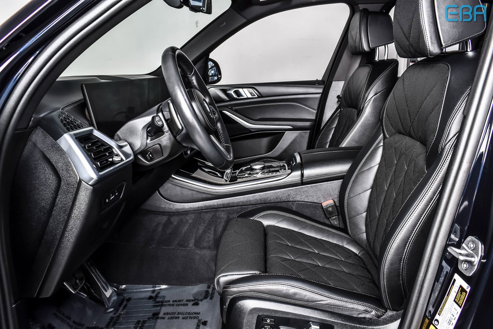 Used 2025 BMW X5 xDrive50e w/ M Sport Package image 16