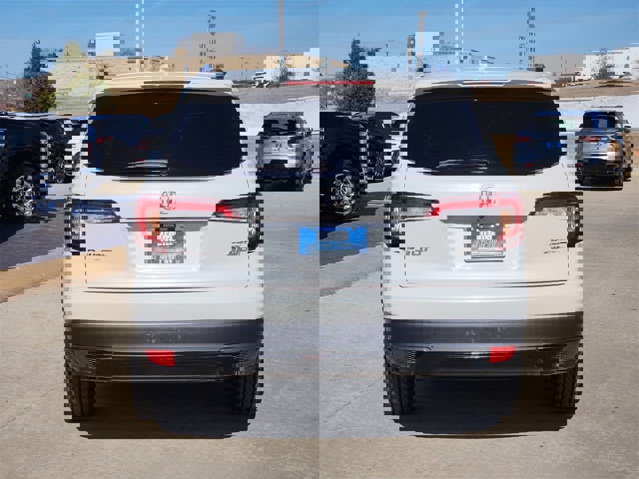 Certified 2022 Honda Pilot Sport image 6