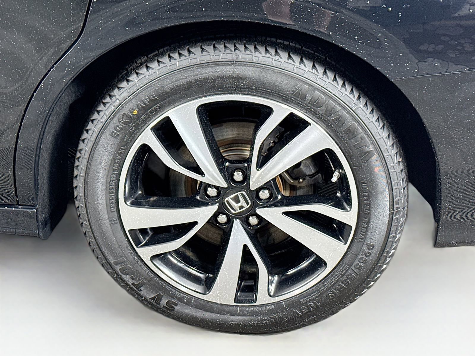 Used 2018 Honda Odyssey Elite image 9