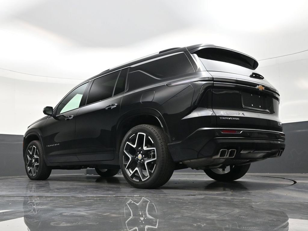 Used 2025 Chevrolet Traverse High Country image 22