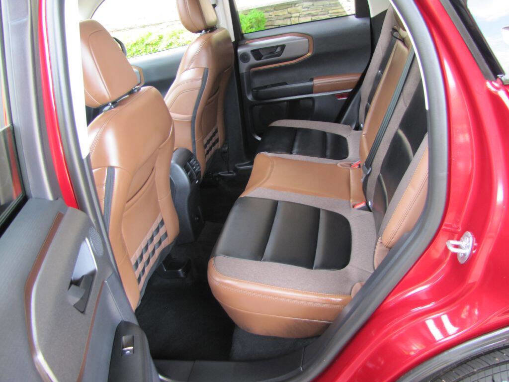 Used 2025 Ford Bronco Sport Outer Banks w/ Outer Banks Tech Package+ AWD/4WD image 16