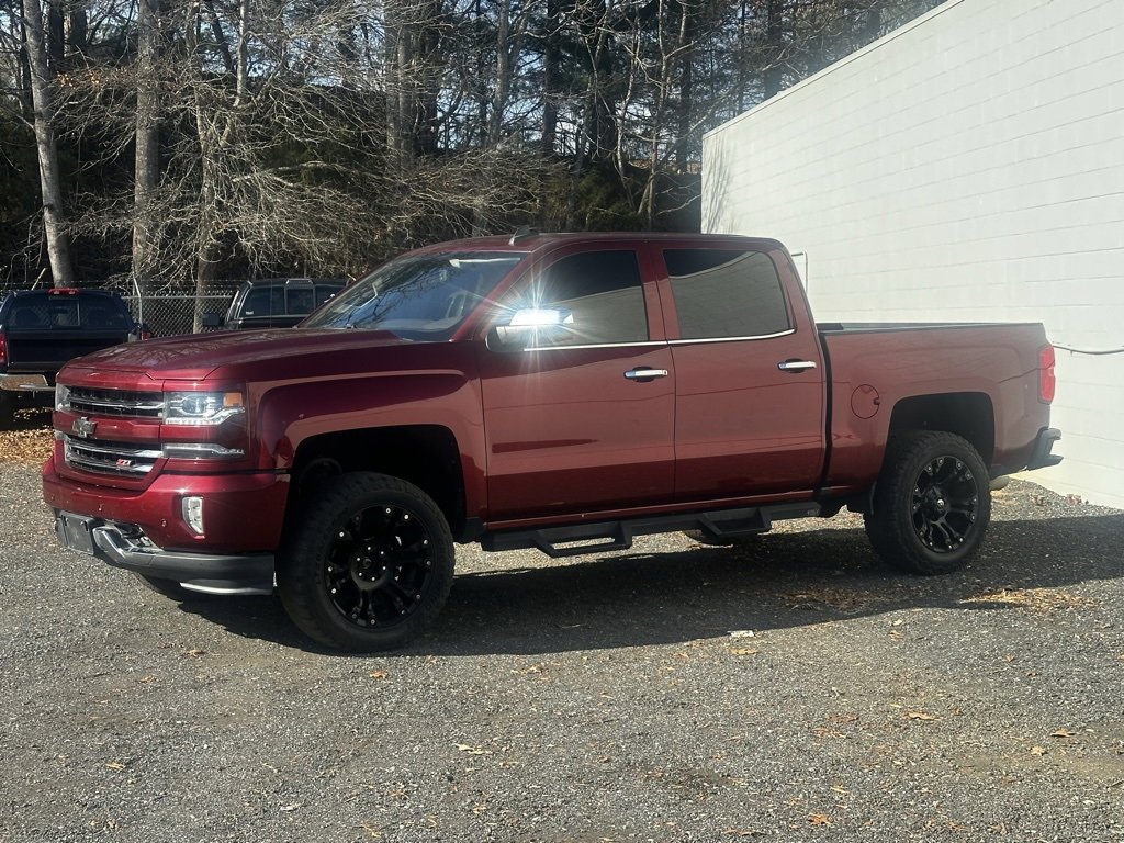 Used 2017 Chevrolet Silverado 1500 LTZ Z71 w/ LTZ Plus Package image 4