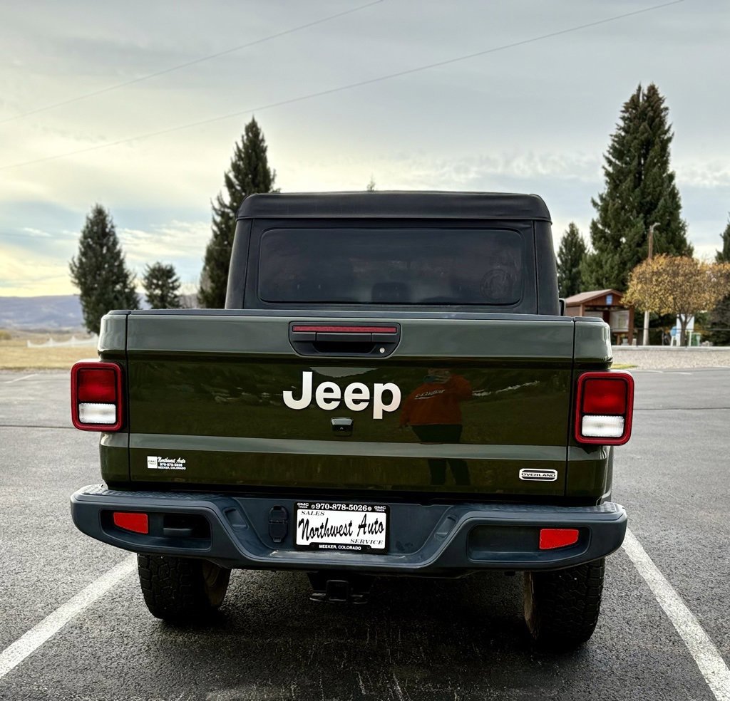 Used 2021 Jeep Gladiator Overland w/ Cold Weather Group AWD/4WD image 4