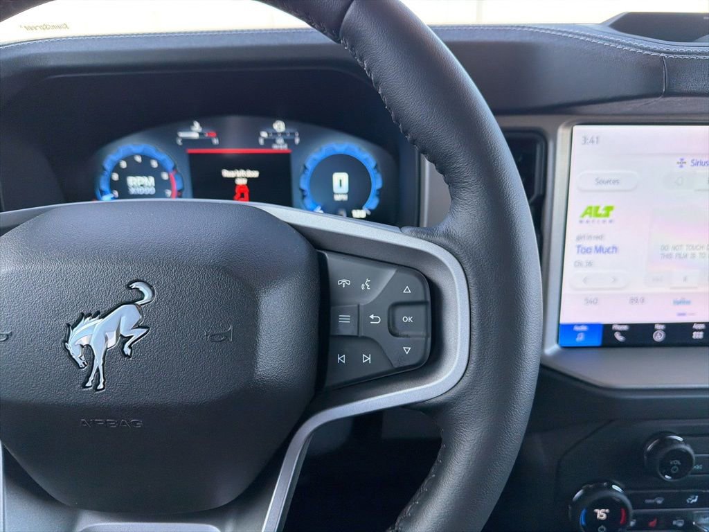 New 2025 Ford Bronco Outer Banks w/ Sasquatch Package image 14