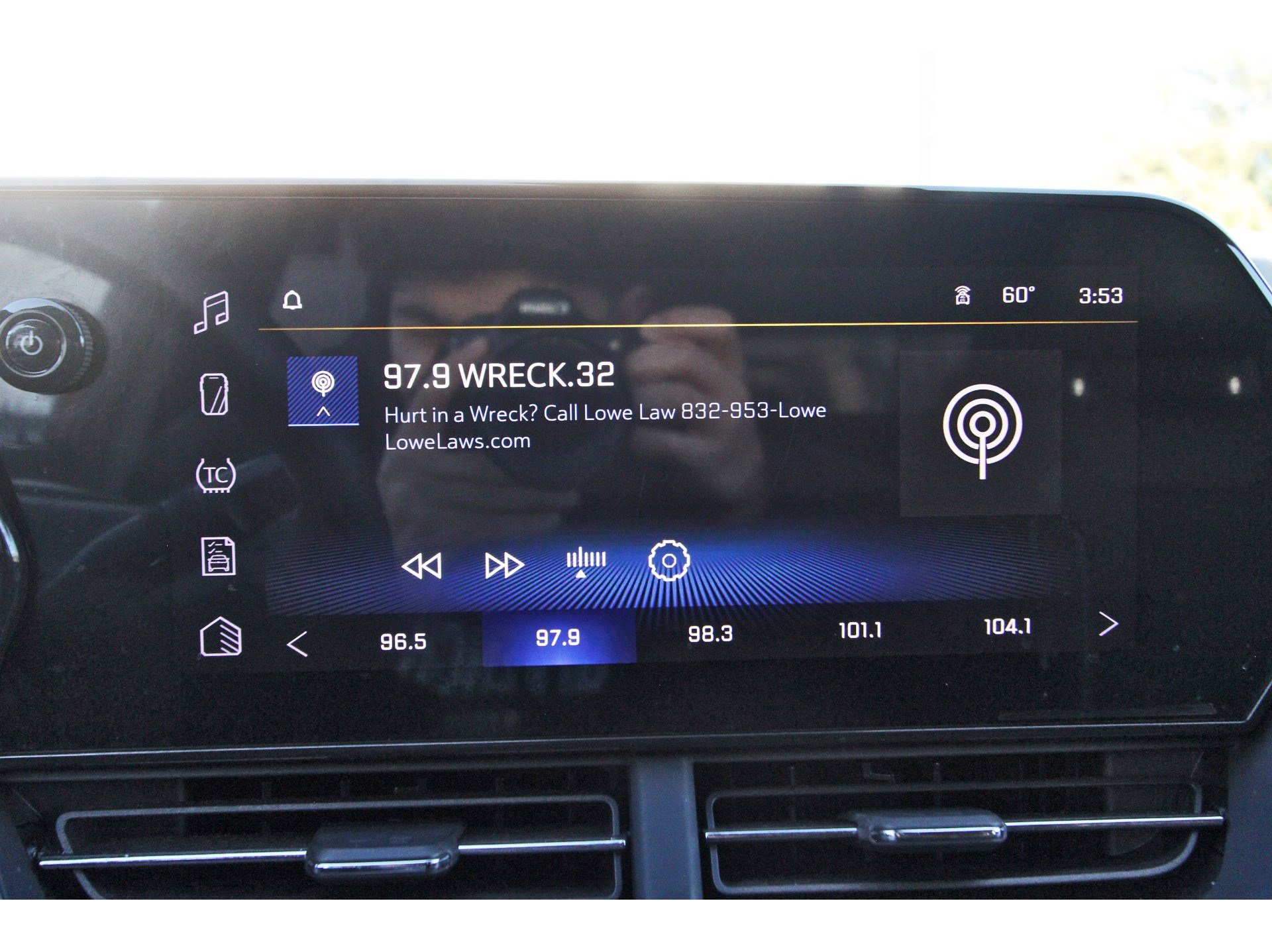 Used 2024 Chevrolet Trax LT w/ Driver Confidence Package image 24