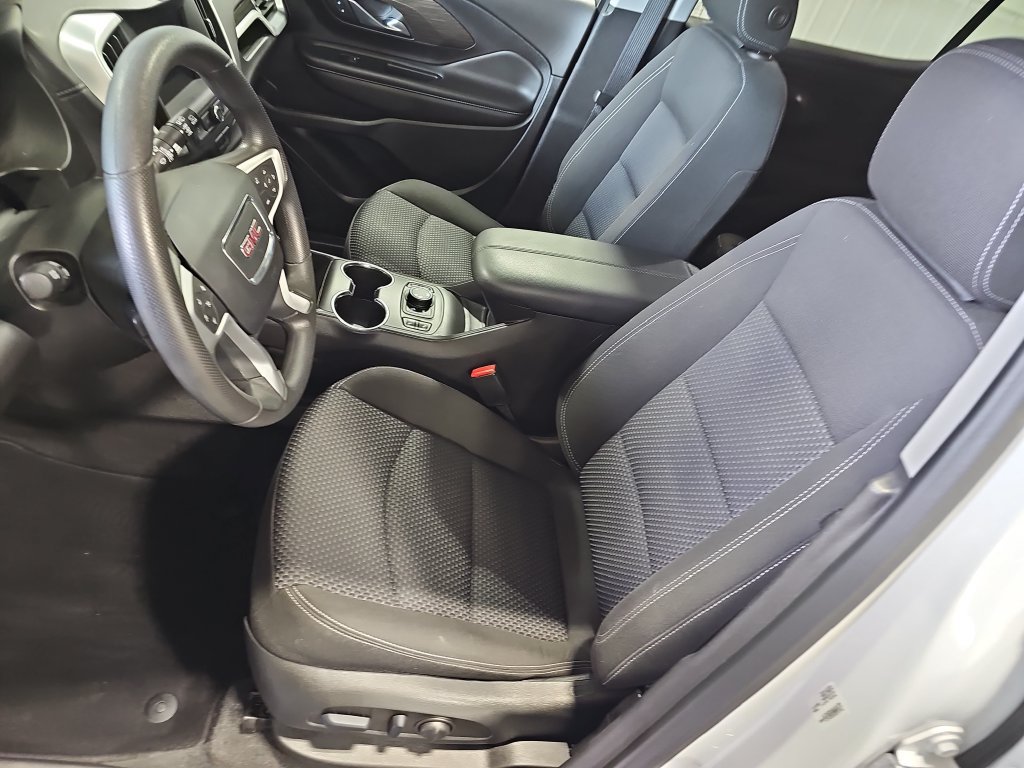 Used 2023 GMC Terrain SLE w/ Driver Convenience Package AWD/4WD image 14